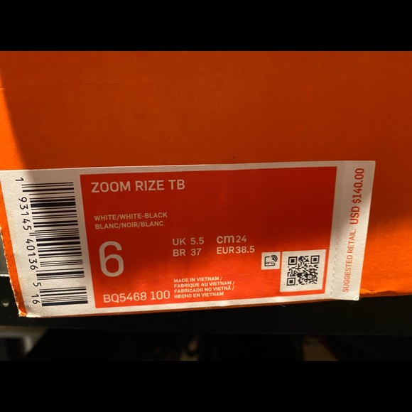 NWB Nike Zoom Rize TB. White and black - Picture 2 of 8